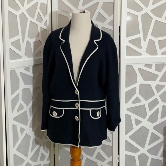 Jones New York Jackets & Blazers - Navy blue and white blazer